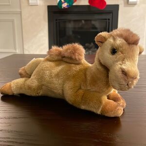 Russ Berrie Camel Plush Vintage Yomiko Classics Stuffed Animal 11” Long EUC